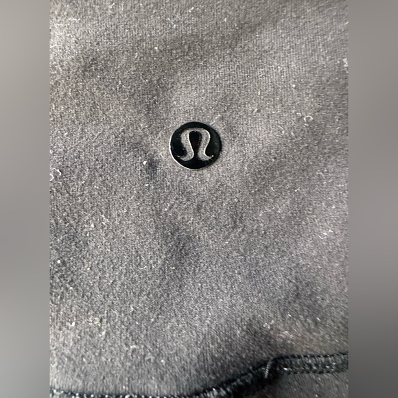 lululemon athletica Black Capris - Picture 3 of 6
